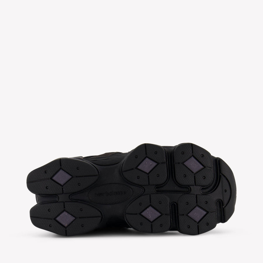 New Balance Unisex Sneakers In Black