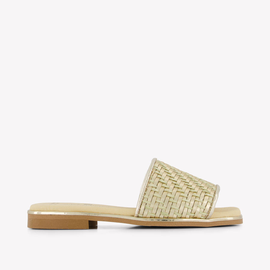 Andanines Girls Slides in Gold