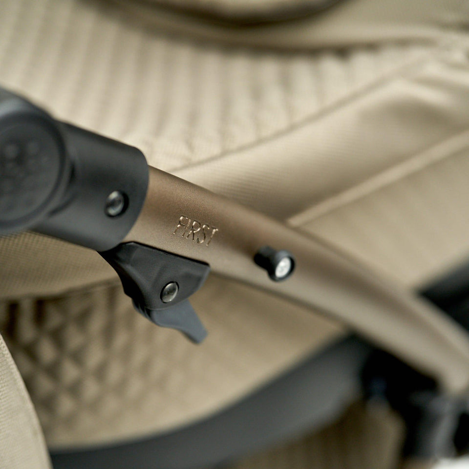 First Kinderwagen Atlanta Taupe ONE