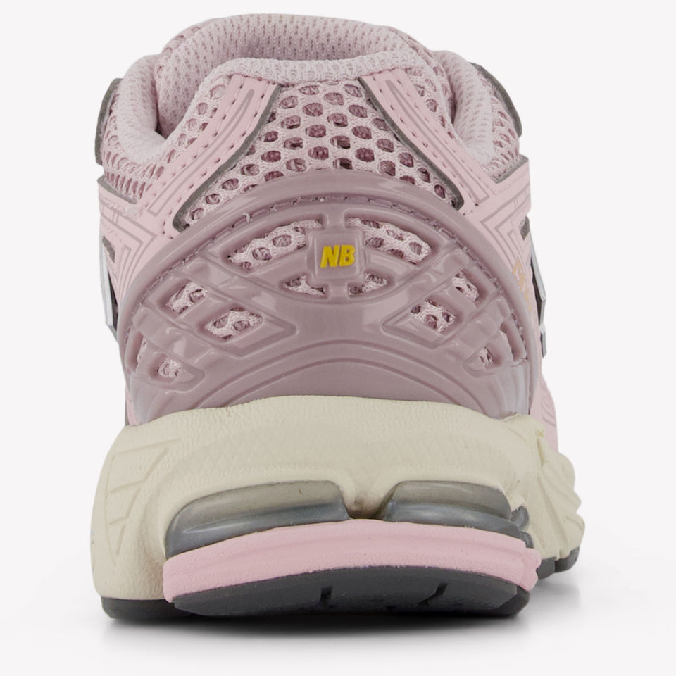 New Balance 1906 Meisjes Sneakers In Licht Roze